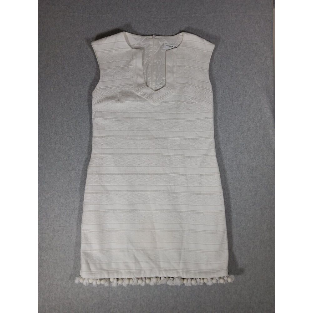 Trina‎ Turk Seal Beach Mini Dress White Texture Sleeveless Size 4 Style TD183008